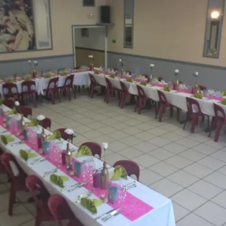 Du Commerce Hotel Tronget